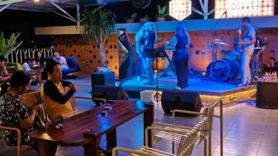 Live Music Kafe di Mataram