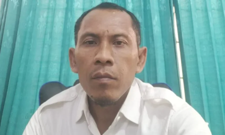 Kepala Bidang Pembinaan Ketenagaan Dinas Dikbud Sumbawa Amir Mahmud Guru Non-ASN