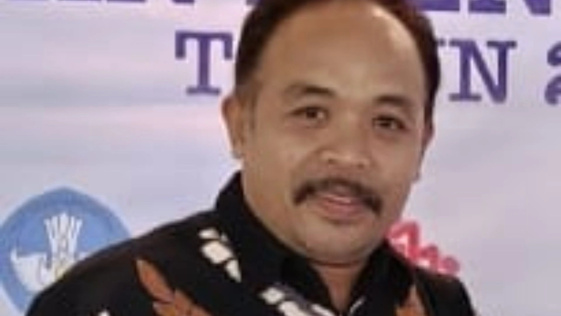 Kepala Dinas Dikbud Lombok Timur Nurul Wathoni