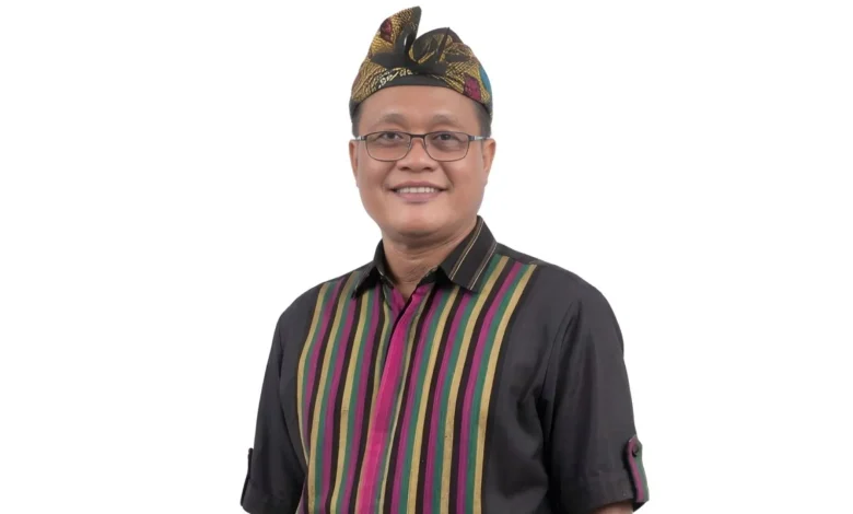 Kepala Dinas Perpustakaan dan Kearsipan Provinsi NTB Ashari Wisata Arsip Interaktif