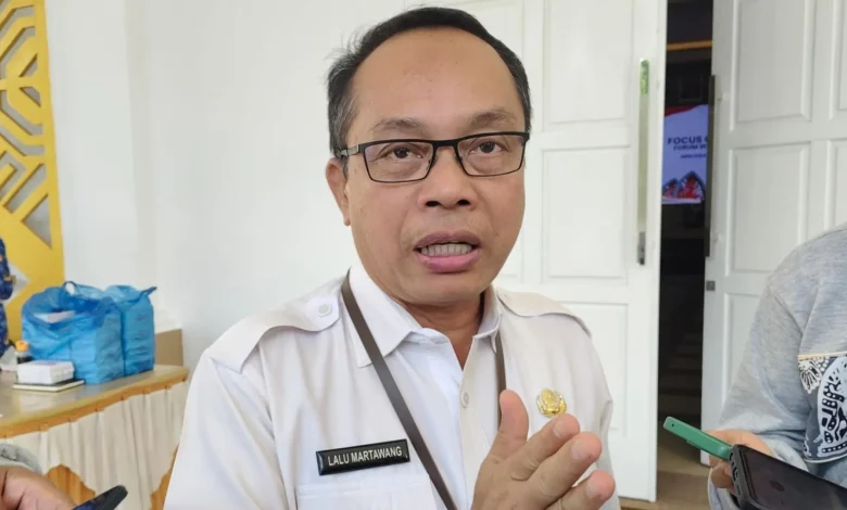 Plh Kepala Dinas Pendidikan Kota Mataram Lalu Martawang Perpisahan Sekolah