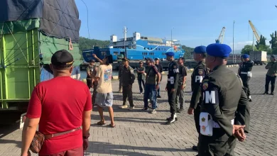 Satpol PP Lobar Gagalkan Penyelundupan 1 Juta Batang Rokok Ilegal di Pelabuhan Lembar