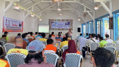 Disnakertrans KSB Tekankan Penyelarasan Hak Pekerja Lewat Sosialisasi Peraturan Perusahaan