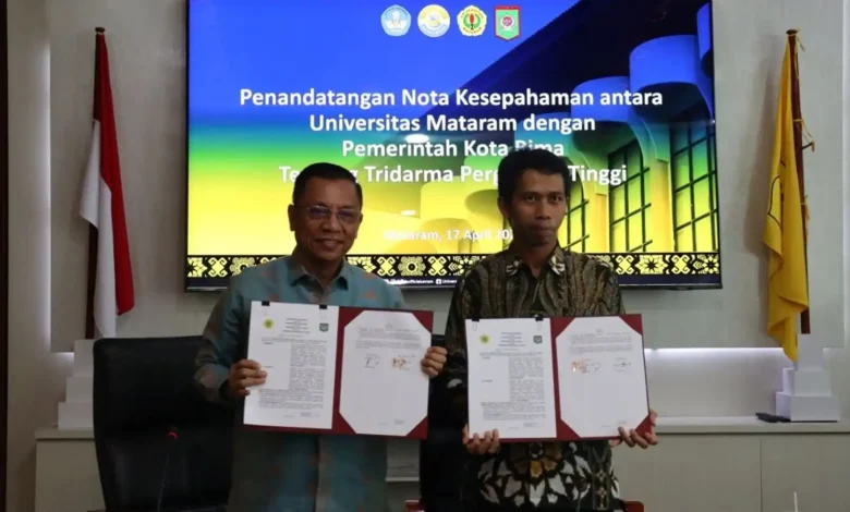 Rektor Universitas Mataram Prof. Sukardi