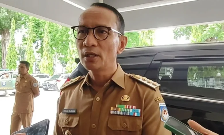 Wali Kota Mataram Mohan Roliskana Dana Lingkungan