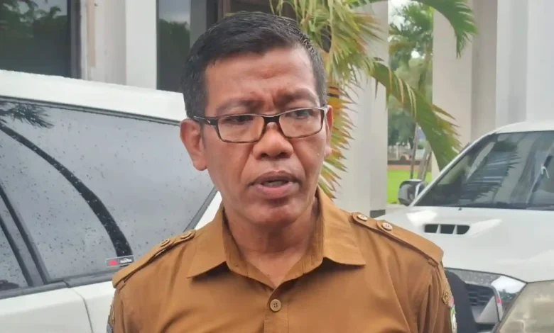 Kepala Dinas Kesehatan Kabupaten Sumbawa, Sarip Hidayat, saat diwawancara, Rabu 4 Februari 2026.