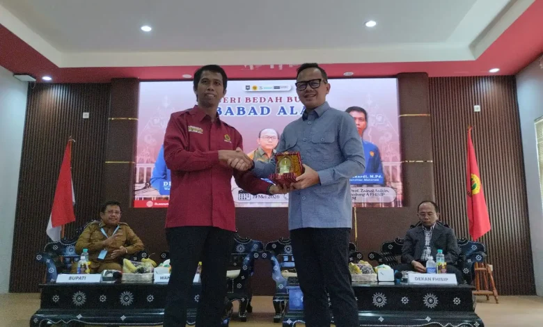 Wamendagri Bima Tekankan Pemerintah Harus Berpihak pada Mahasiswa