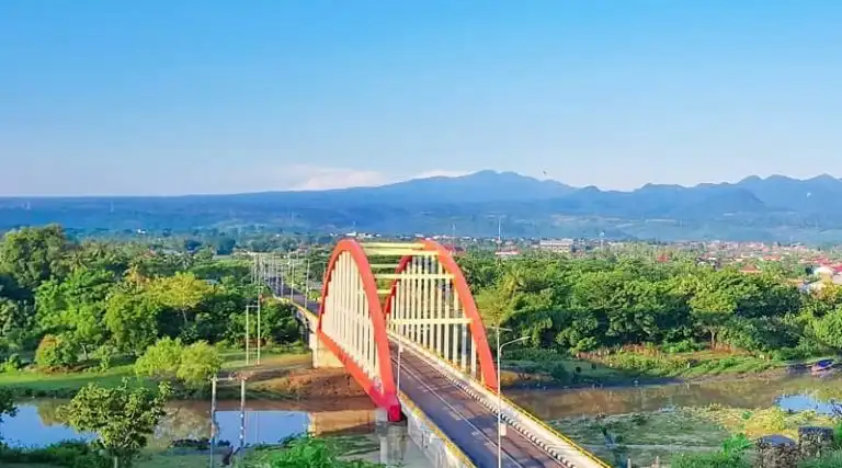 Jembatan Samota di Kabupaten Sumbawa
