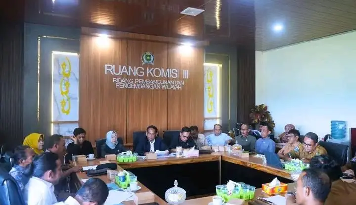 DPRD Sengketa Lahan SMAN 4 Sumbawa Besar
