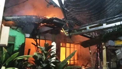 Rumah Makan di Kelurahan Pekat Sumbawa Terbakar