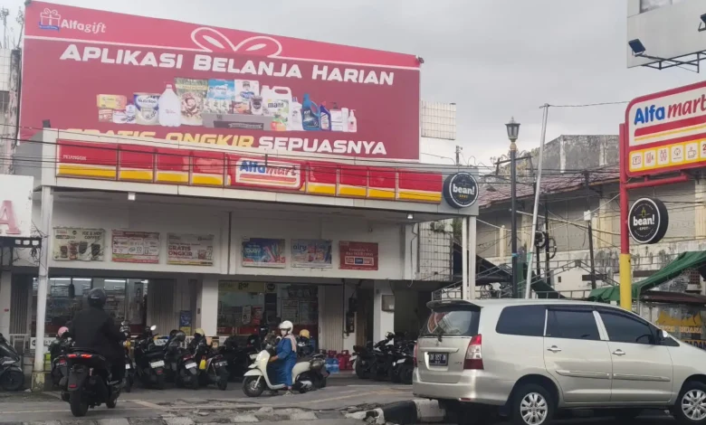 Pemkot Mataram Izin Ritel Modern