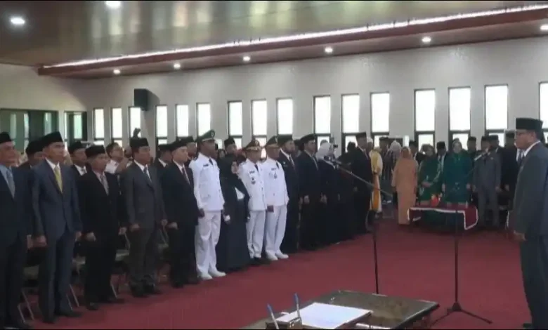Bupati Jarot Lantik Empat Kepala OPD Pemkab Sumbawa
