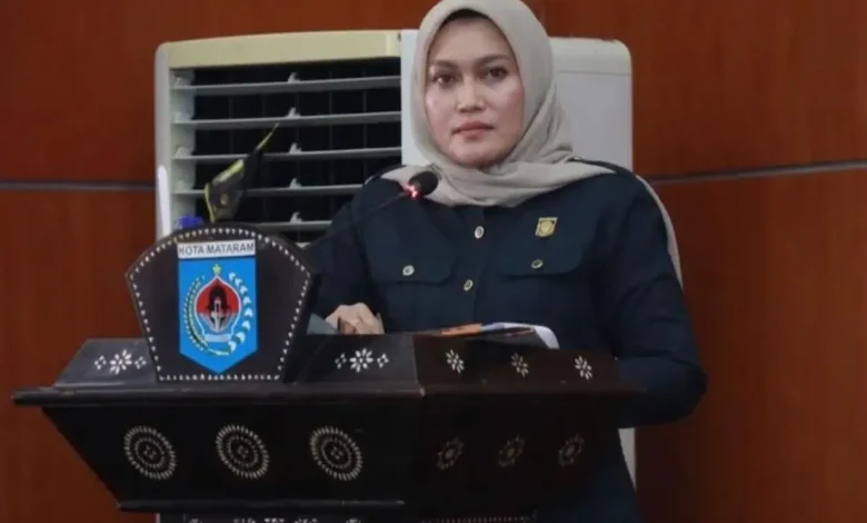 Wakil Ketua Komisi II DPRD Kota Mataram Siti Fitriani Bakhreisyi Retribusi Pasar
