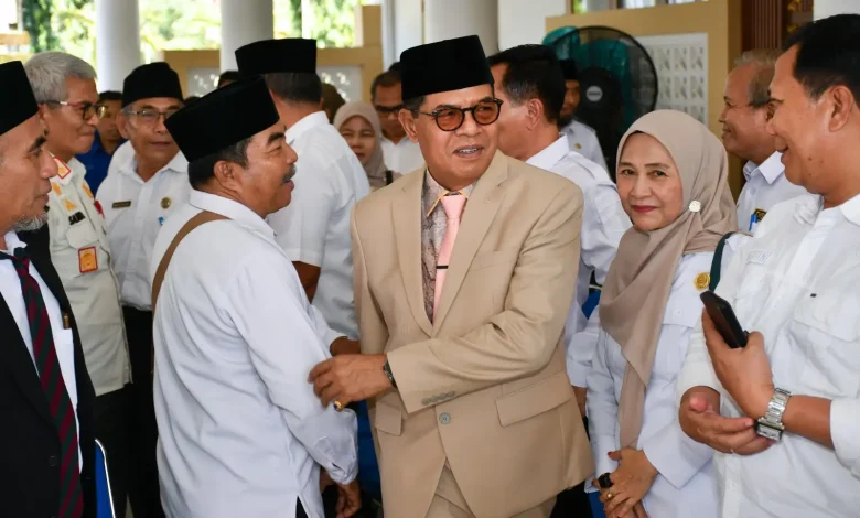 Bupati Lombok Timur Ingatkan Keakuratan Data Kemiskinan