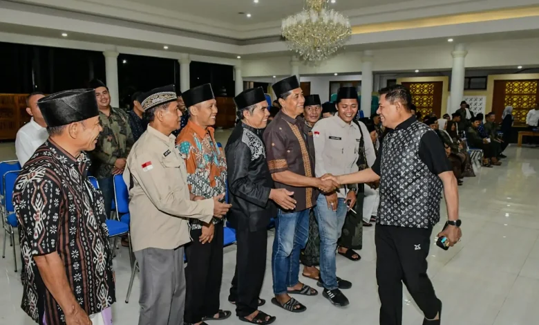 Pemkab Lombok Timur Perpanjang Masa Jabatan Kepala Lingkungan Menjadi Delapan Tahun