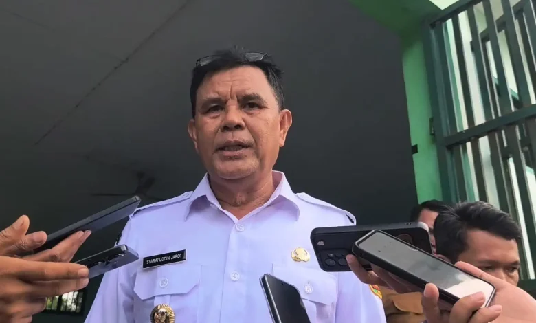 Bupati Sumbawa Syarafuddin Jarot Lahan Kritis
