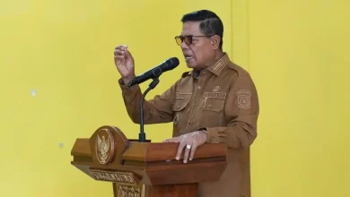 Pemkab Lombok Timur dan Baznas Salurkan Bantuan untuk Pedagang Korban Kebakaran Pasar Pringgabaya