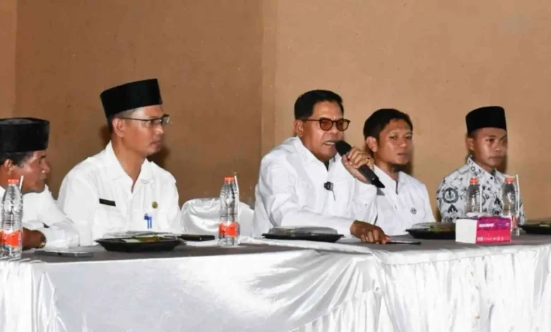 Bupati Lombok Timur Haerul Warisin saat di acara halalbihalal PPPK guru angkatan IV pada Rabu, 22 April 2026.