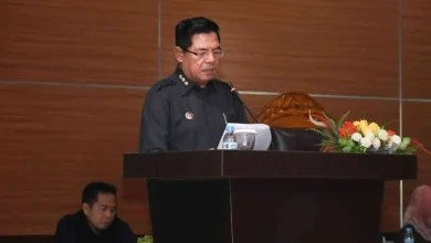 Bupati Lombok Timur, Haerul Warisin, saat menyampaikan LKPJ tahun anggaran 2025 pada Selasa, 7 April 2026.