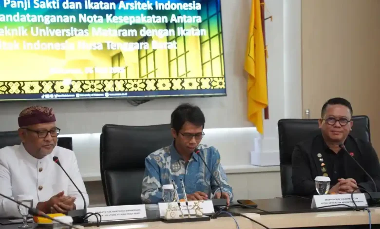 Rektor Unram, Prof. Sukardi (tengah) saat membuka acara penandatanganan nota kesepahaman kolaborasi pembangunan berkelanjutan bersama PT BIBU dan IAI, di Ruang Sidang Rektor Unram, Rabu, 6 Mei 2026.