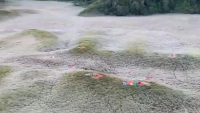 Pantauan kondisi Savana Propok diselimuti embun es saat musim dingin.