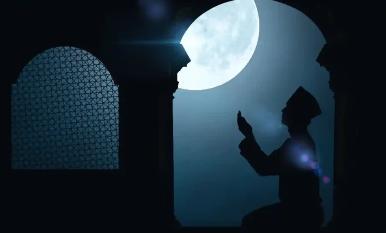 Ilustrasi umat Muslim saat berdoa dan melakukan amalan-amalan sunah di bulan Muharram.