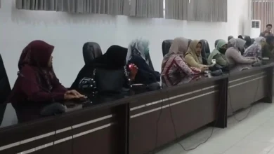 Perwakilan 31 honorer Lobar yang mengadu ke Dewan karena merasa tak adil diberhentikan sepihak oleh Pemkab, Kamis, 18 Juni 2026, yang lalu.