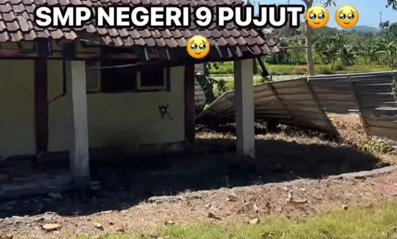 Gambaran infrastruktur di SMPN 9 Pujut yang tampak akan segera roboh dan butuh perbaikan.
