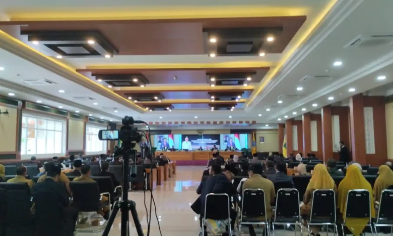 Rapat Paripurna Pembahasan Laporan Pertanggungjawaban Pelaksanaan APBD NTB 2025 di aula Kantor Gubernur NTB, Senin, 22 Juni 2026.