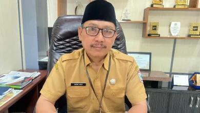 Kepala Badan Kepegawaian dan Pengembangan Sumber Daya Manusia (BKPSDM) KSB, Agusman. Foto: Andini