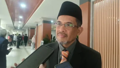 Wakil Ketua II DPRD NTB, Yek Agil Al Haddar saat memberikan keterangan kepada media, Senin, 22 Juni 2026.