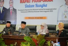 Rapat Paripurna DPRD Kota Mataram bersama Pemerintah Kota Mataram tentang pertanggungjawaban pelaksanaan APBD 2025, Senin, 22 Juni 2026.