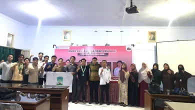 Pengurus Daerah Kesatuan Aksi Mahasiswa Muslim Indonesia (PD KAMMI) Mataram mendesak Pemerintah Kota Mataram mempercepat penyusunan Peraturan Daerah (Perda) Pencegahan LGBT.