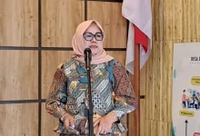 Wakil Bupati Sumbawa Barat, Hj. Hanipah saat peluncuran program Sekolah Lansia Sehati di Kecamatan Jereweh, Kamis, 25 Juni 2026.