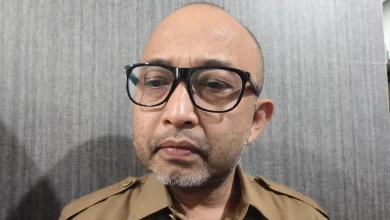 Kepala DLH Kota Mataram, Nizar Denny Cahyadi, saat diwawancarai pada Senin, 8 Juni 2026 di Kantor Wali Kota Mataram.