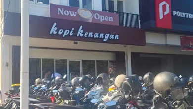 Salah satu outlet Kopi Kenangan di Jalan Sriwijaya, Kota Mataram.