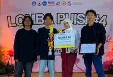 Tim UKM Ummat berhasil meraih juara III lomba puisi nasional di Universitas Tidar, Magelang, Jawa Tengah.