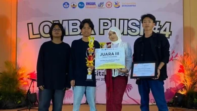 Tim UKM Ummat berhasil meraih juara III lomba puisi nasional di Universitas Tidar, Magelang, Jawa Tengah.
