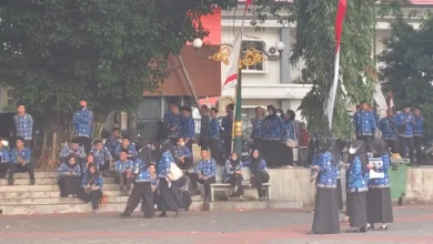 Potret ASN lingkup Pemkot Mataram usai melaksanakan apel pagi, di Taman Sangkareang.