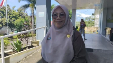Kepala Dinas Kesehatan Lombok Barat, Erni Suryana.