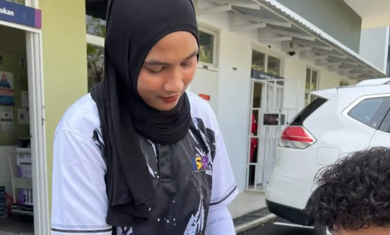 Mahasiswi STKIP Tamsis Bima, Nur Aisah, saat mejadi petugas Medical Cover mahasiswa pada SUPRO 5.0 Tahun 2026 di UiTM Cawangan Pahang Kampus Jengka, Malaysia pada 5 hingga 7 Juni 2026.