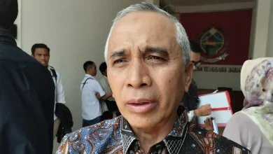 Anggota Komisi V DPRD NTB, Didi Sumardi, menanggapi kasus dugaan pelecehan seksual ayah terhadap anak kandungnya di Sumbawa saat diwawancarai NTBSatu, Senin, 13 Juli 2026.