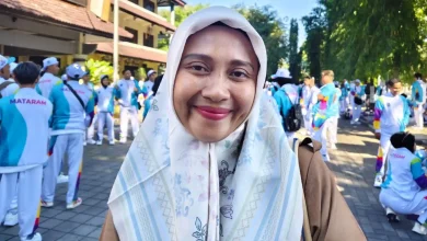 Lurah Jempong Baru, Fika Wulan Hartati.