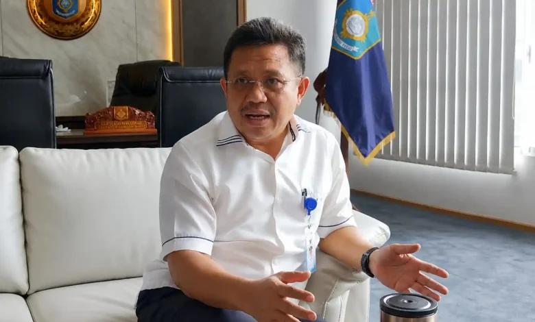 Bupati Lobar, Lalu Ahmad Zaini atau LAZ saat menjelaskan mengenai SiLPA ke media beberapa waktu yang lalu, Juni 2026.