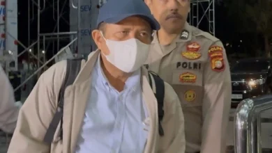 Bupati Lombok Barat, Lalu Ahmad Zaini (LAZ) saat tiba di Gedung Merah Putih KPK usat terjaring dalam Operasi Tangkap Tangan (OTT) pada Senin, 20 Juli 2026.