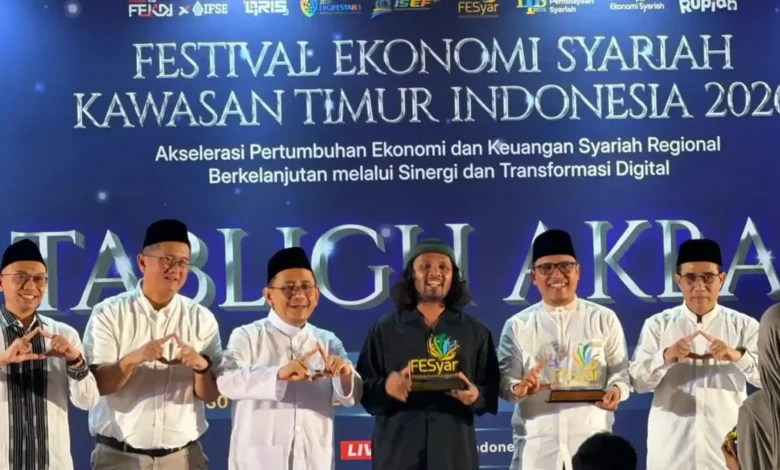 Suasana kajian akbar Ustaz Hanan Attaki di Masjid Raya Hubbul Wathan Islamic Center NTB, Mataram, Sabtu, 11 Juli 2026.