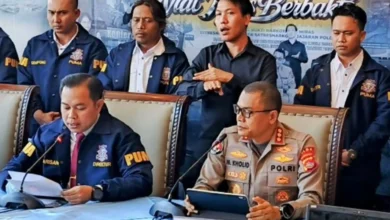 Polda NTB memaparkan pengungkapan kasus jaringan pemalsuan STNK dalam konferensi pers pada Kamis, 23 Juli 2026.