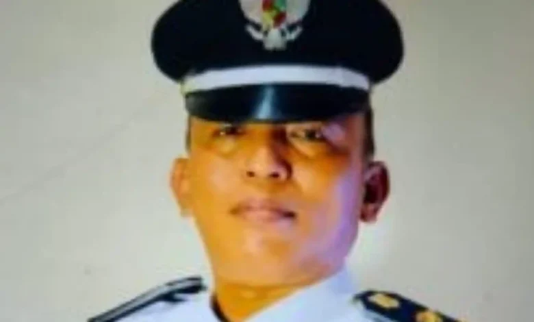 Lurah Pagutan Timur, Suprianto.