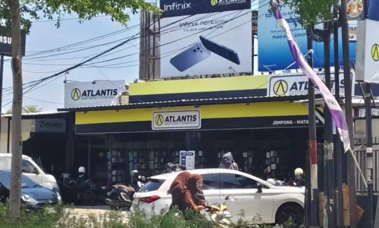 Lahan toko Atlantis yang berlokasi di Jalan Gajah Mada, Jempong, akan dibebaskan oleh Pemerintah Kota Mataram untuk penataan kawasan pusat pemerintahan.