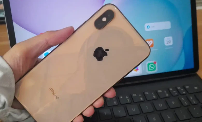 Ilustrasi gawai iPhone yang saat ini sangat digandrungi berbagai kalangan.